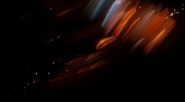 光の軌跡が印象的なプロモーション事業イメージ